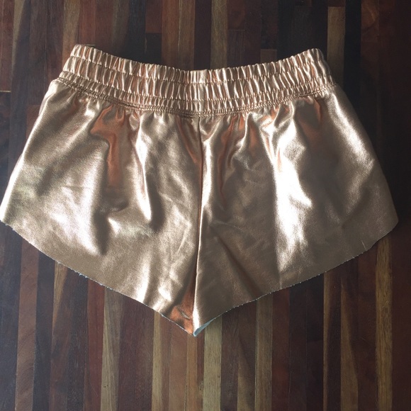 Rose gold booty shorts - Picture 2 of 2